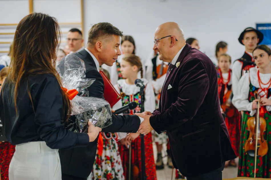 Muzyka, obecność i gesty, które mają znaczenie - Głos Beskidu poruszył serca pacjentów - zdjęcie 19