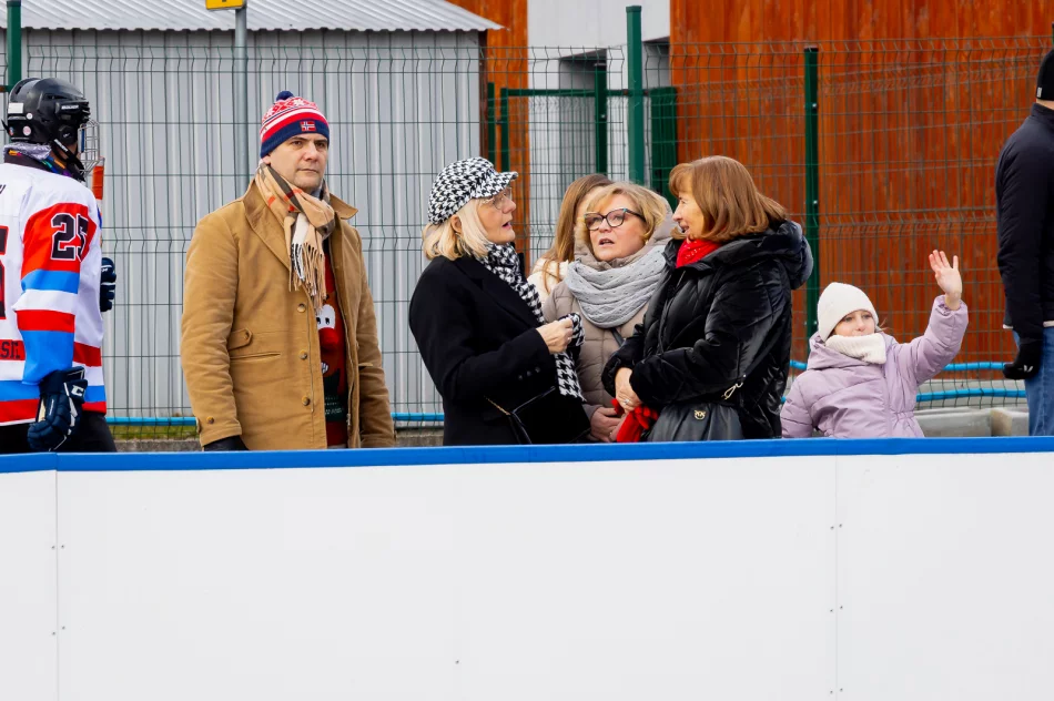 Otwarcie lodowiska przy ścieżce zdrowia - 2025 - zdjęcie 14