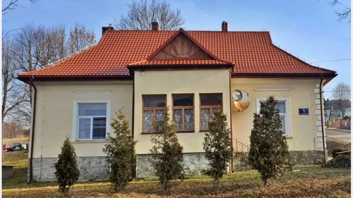Bekówka jako oddział muzeum - z romskimi lokatorami
