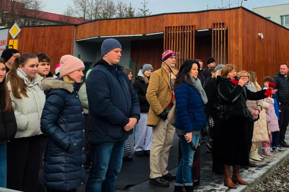 26 grudnia otwarto lodowisko przy ul. Kusocińskiego! - zdjęcie 18