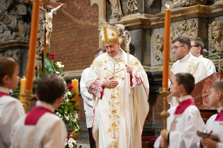 Te Deum na zakończenie Roku Jubileuszowego (ZDJĘCIA) - zdjęcie 13