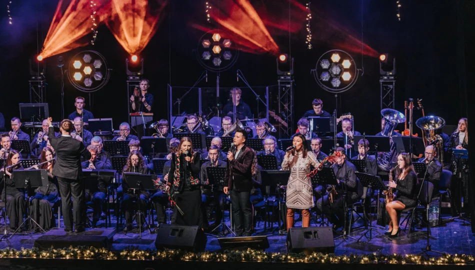 „Hej kolęda” – świąteczny koncert pełen wzruszeń w Limanowskim Domu Kultury! - zdjęcie 1