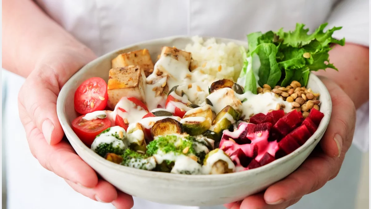 Catering dietetyczny w Zatorze, który wspiera aktywny tryb życia: o czym pamiętać?