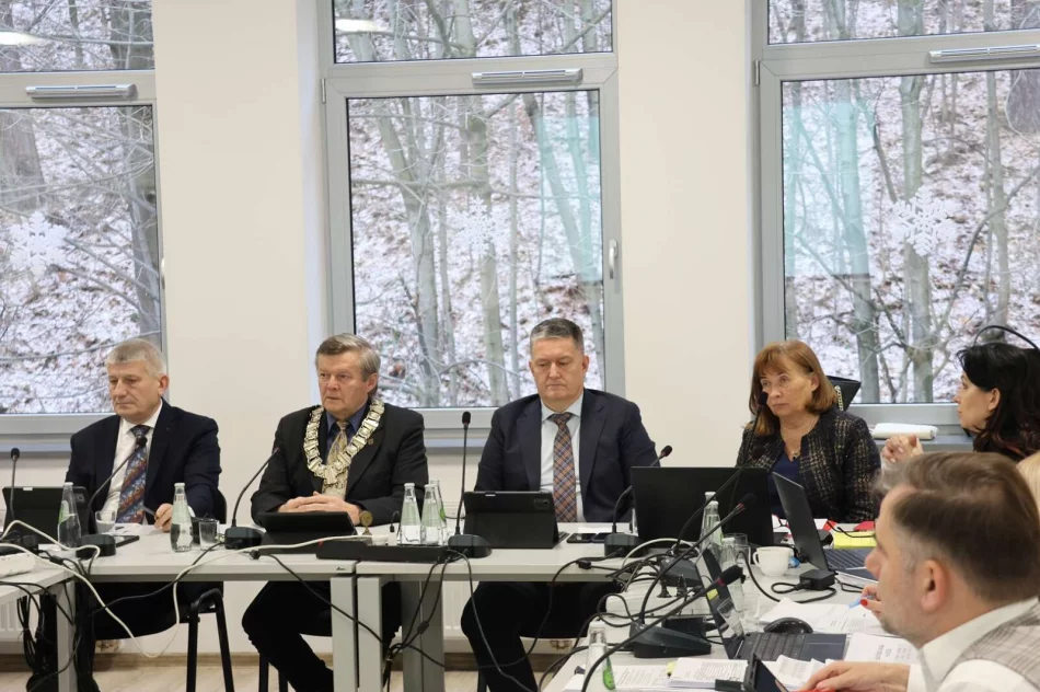 Niejednogłośny budżet i długa dyskusja o potrzebach - zdjęcie 2