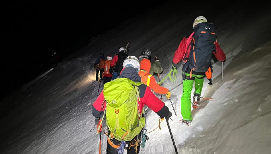 Turysta utknął w nocy na Ornaku podczas śnieżycy - zdjęcie 1