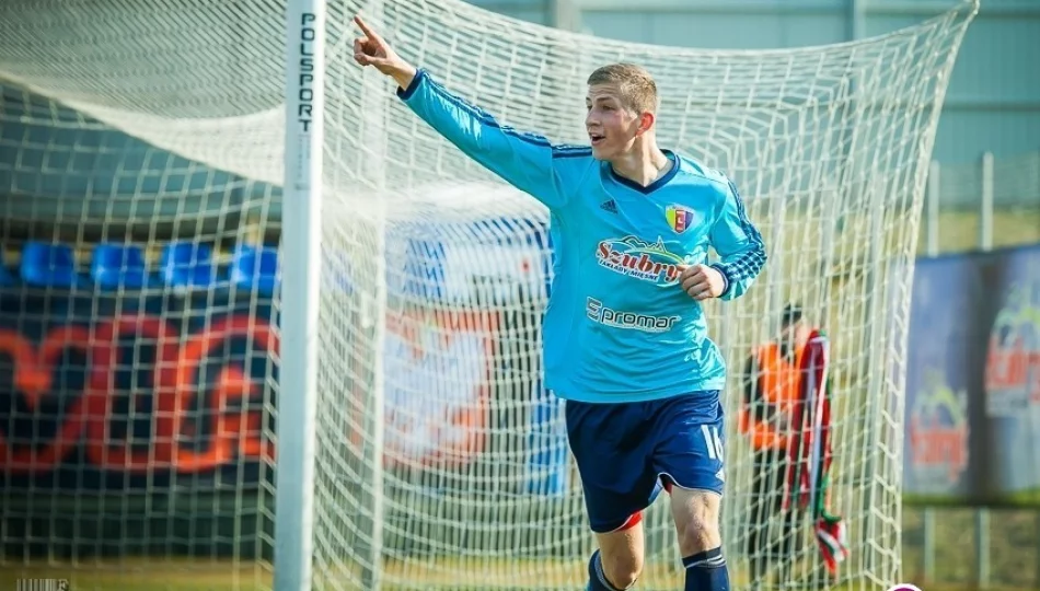 Kolejni byli zawodnicy Limanovii strzelają w Ekstraklasie - zdjęcie 1