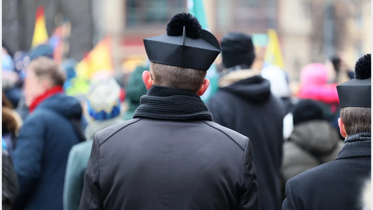 "Musimy zmierzyć się ze spadającym zaufaniem do Kościoła" (wywiad)