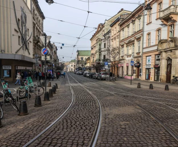 W Krakowie od dziś obowiązuje strefa czystego transportu - zdjęcie główne