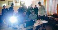 900 uczniów poznało kształcenie zawodowe (zdjęcia i wideo) - zdjęcie 1