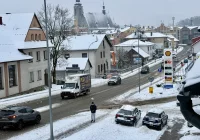 GDDKiA apeluje o ostrożną jazdę; błoto pośniegowe na drogach - zdjęcie główne