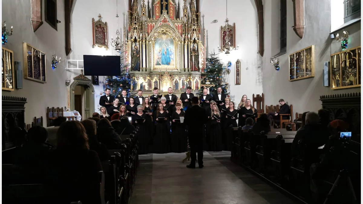 LimaNovum z koncertem kolęd w Sanktuarium Matki Bożej Pocieszenia w Nowym Sączu