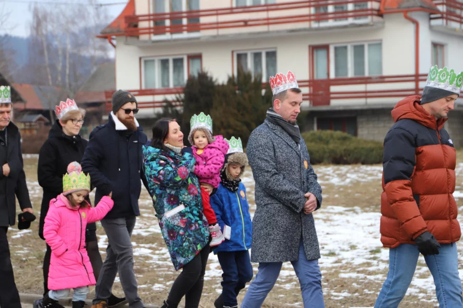 Orszak Trzech Króli w Pisarzowej - zdjęcie 11