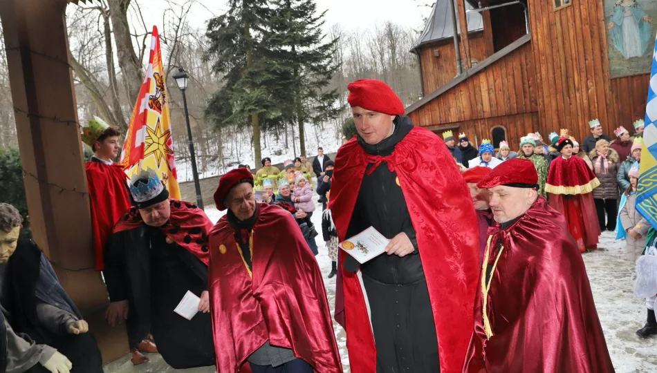 Proboszcz, starosta i wójt w kolorowym orszaku (ZDJĘCIA) - zdjęcie 1