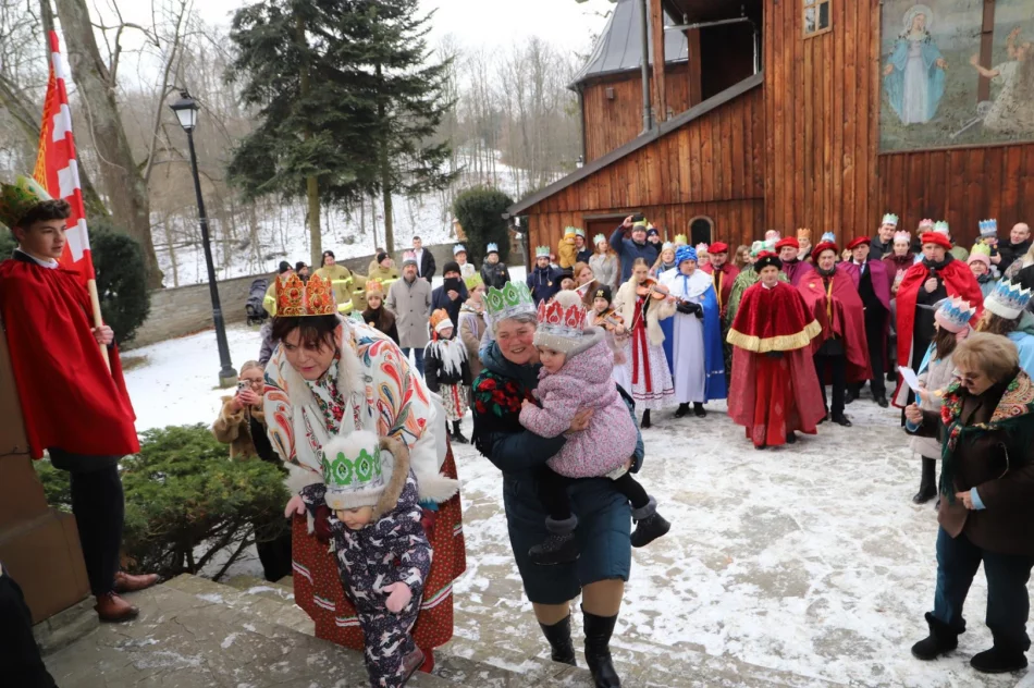 Proboszcz, starosta i wójt w kolorowym orszaku (ZDJĘCIA) - zdjęcie 19