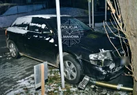 Audi rozbite po kradzieży - sprawcy nadal nieustaleni - zdjęcie główne