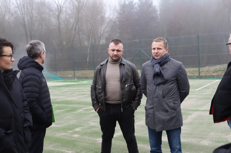 Odnowione boisko sportowe w Starej Wsi - zdjęcie 2