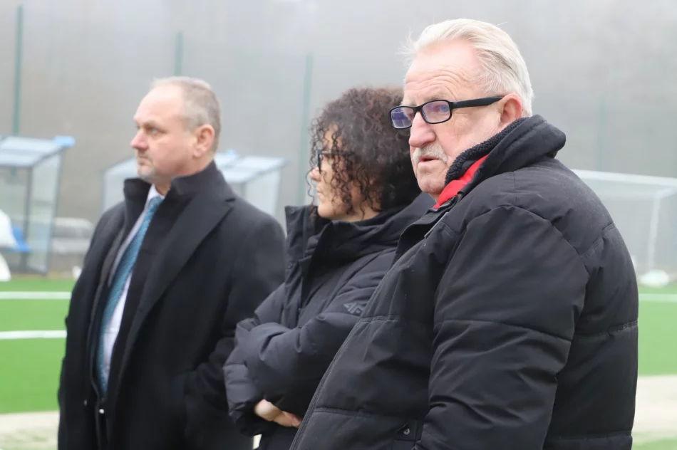 Odnowione boisko sportowe w Starej Wsi - zdjęcie 5