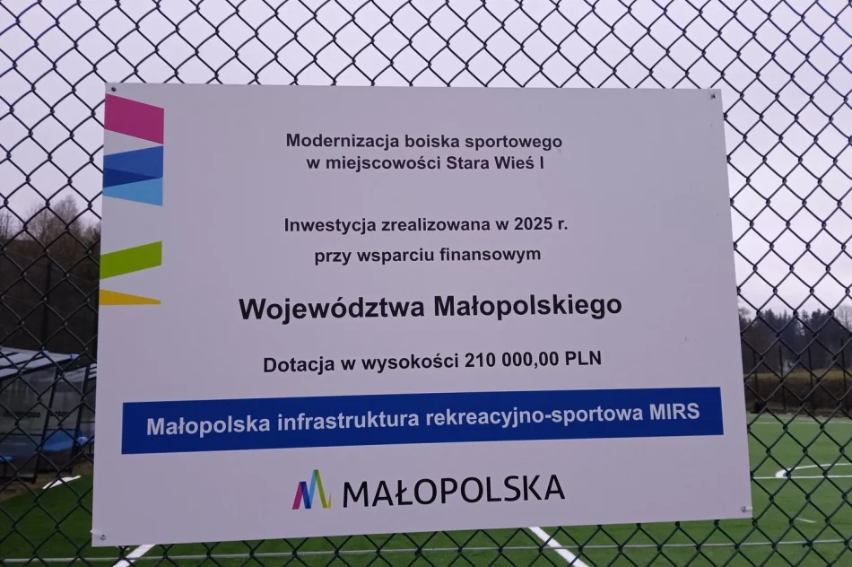Odnowione boisko sportowe w Starej Wsi - zdjęcie 9