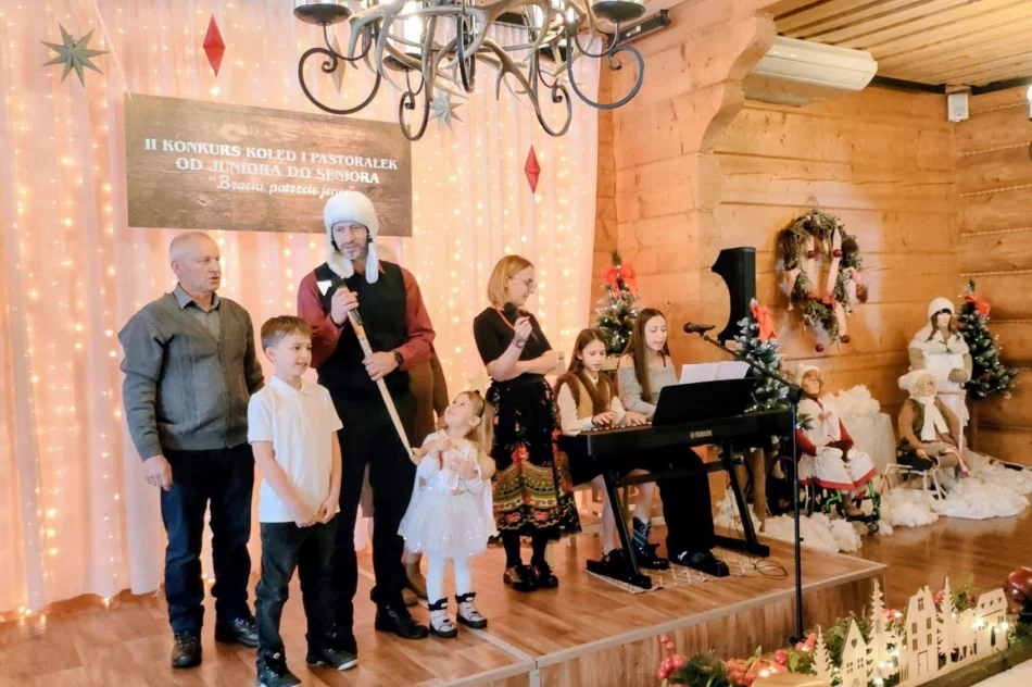 II Międzypokoleniowy Konkurs Kolęd i Pastorałek „Bracia, patrzcie jeno…” w Limanowej - zdjęcie 2