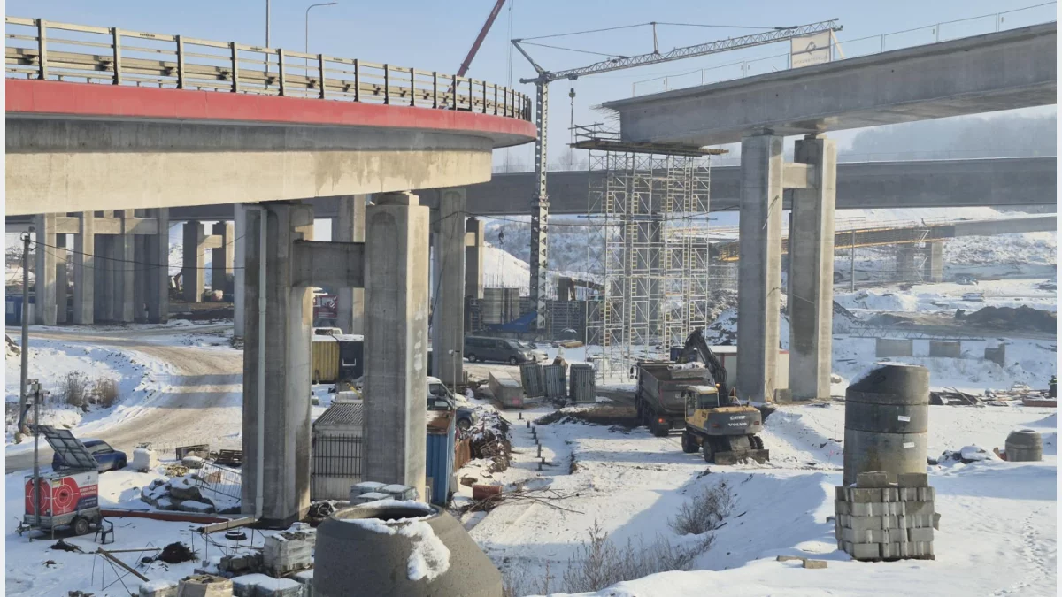 Kraków "odtyka" wylot na Warszawę (S7)