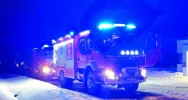 Nocny pożar samochodu. Właściciel sam ruszył do walki z ogniem - zdjęcie 5