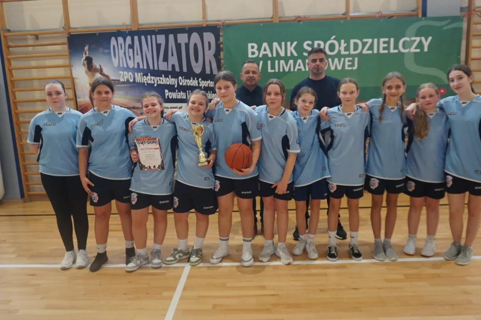 Zacięta walka o mistrzostwo powiatu w koszykarskiej rywalizacji - zdjęcie 2