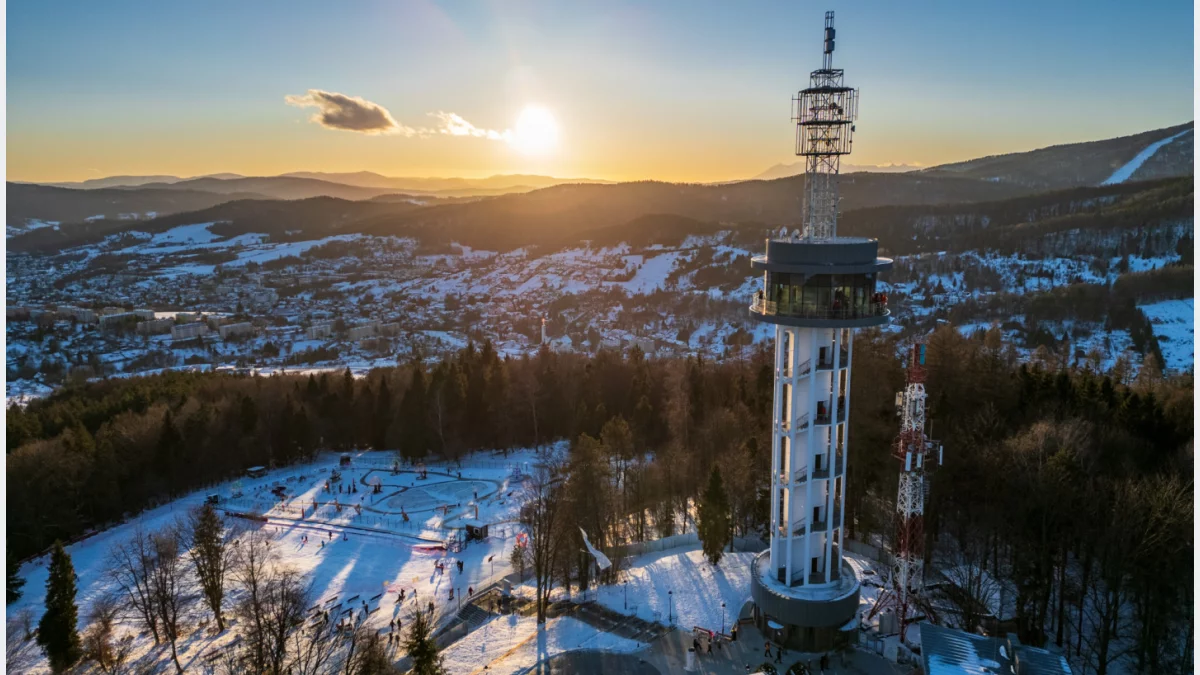 Na Górze Parkowej otwarto 36-metrową wieżę widokową