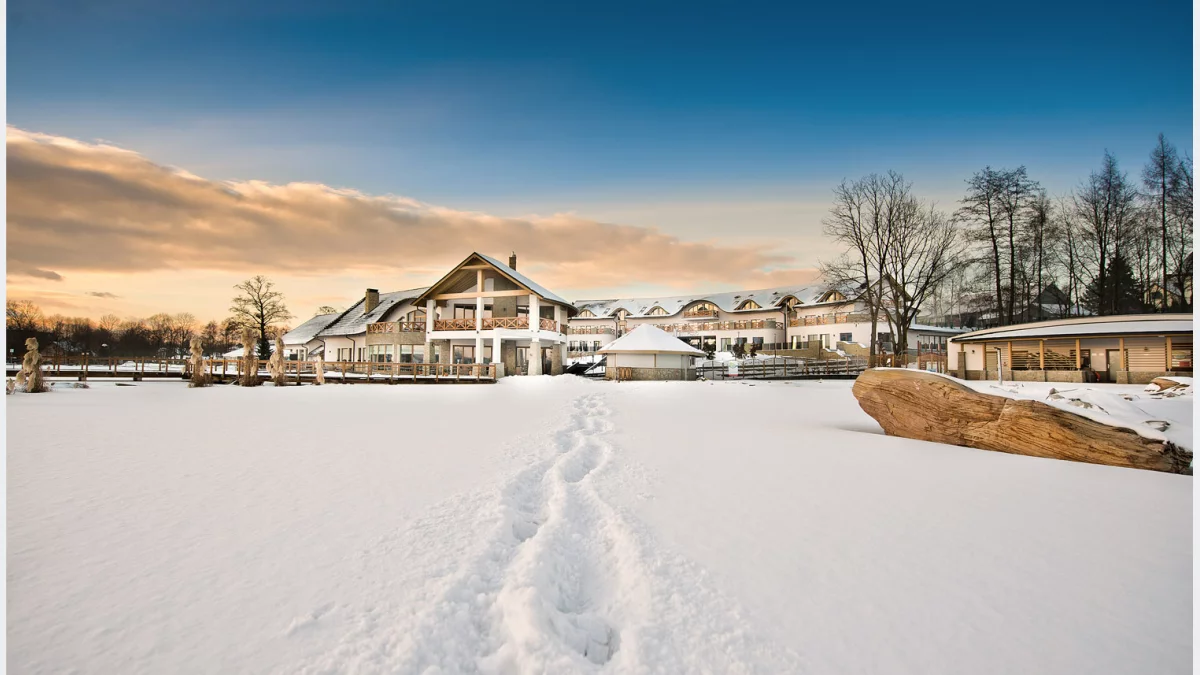 Ferie Zimowe 2026 w Małopolsce – lodowisko, basen i SPA w Molo Resort