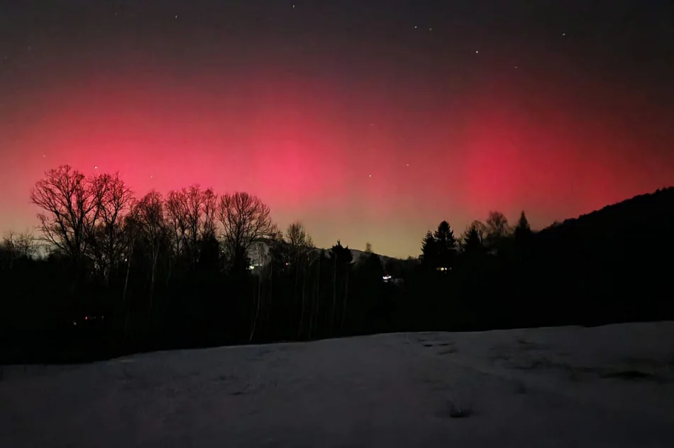 Nocny spektakl nad Limanowszczyzną. Na niebie pojawiła się zorza polarna - zdjęcie 2