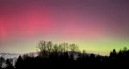 Nocny spektakl nad Limanowszczyzną. Na niebie pojawiła się zorza polarna - zdjęcie 4