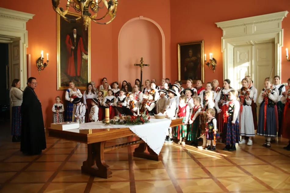Kolędnicy u kardynała Grzegorza Rysia - zdjęcie 10