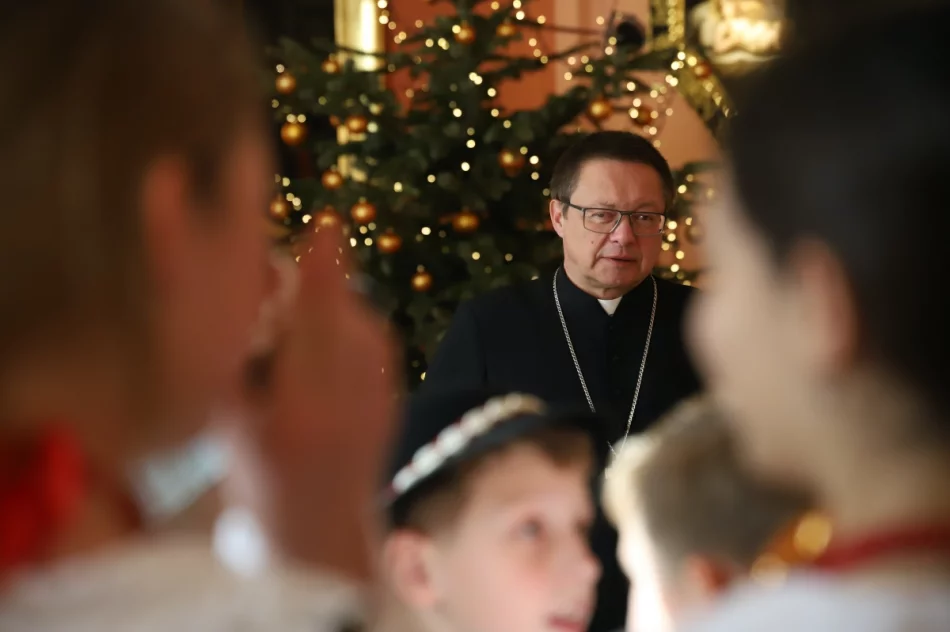 Kolędnicy u kardynała Grzegorza Rysia - zdjęcie 18