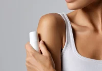 Perfumy rollon czy dezodorant w kremie? Co lepsze? - zdjęcie główne
