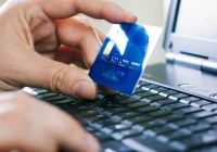 Zasady bezpieczeństwa podczas dokonywania transakcji przez Internet - zdjęcie główne