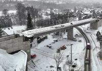 Most kolejowy rośnie w oczach [ZDJĘCIA] - zdjęcie główne