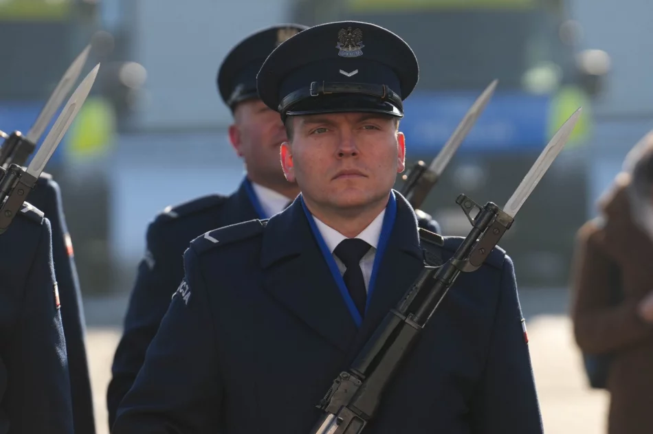 Szeregi małopolskiej policji zasiliło 90 funkcjonariuszy. Jeden trafi do nas - zdjęcie 18