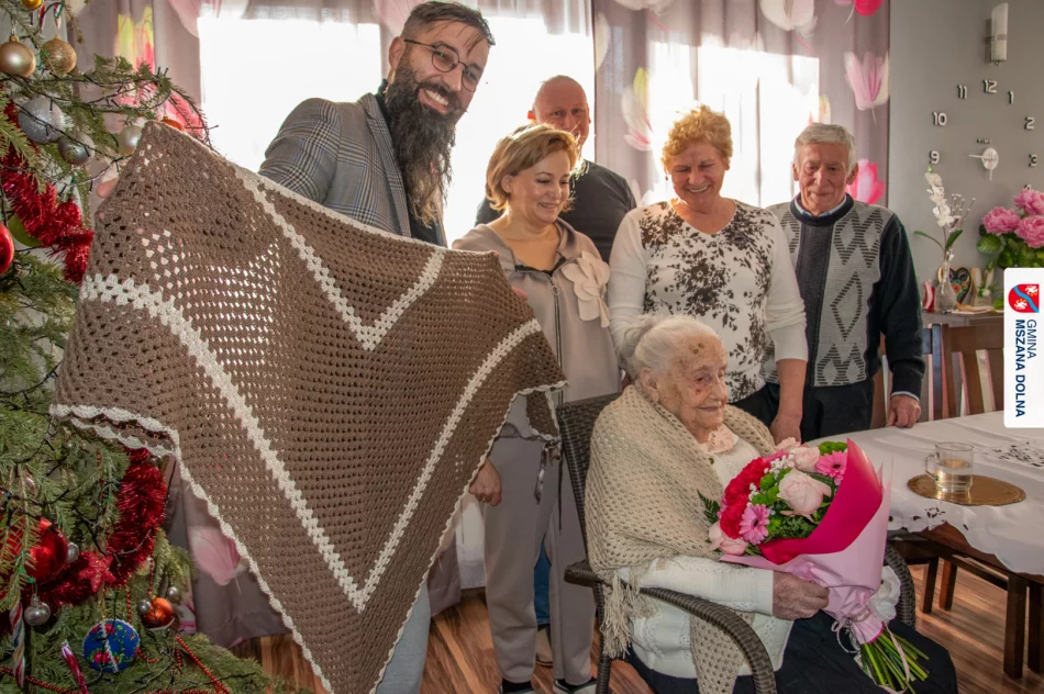 Najstarsza mieszkanka gminy: ma 105 lat i świetną pamięć - zdjęcie 6