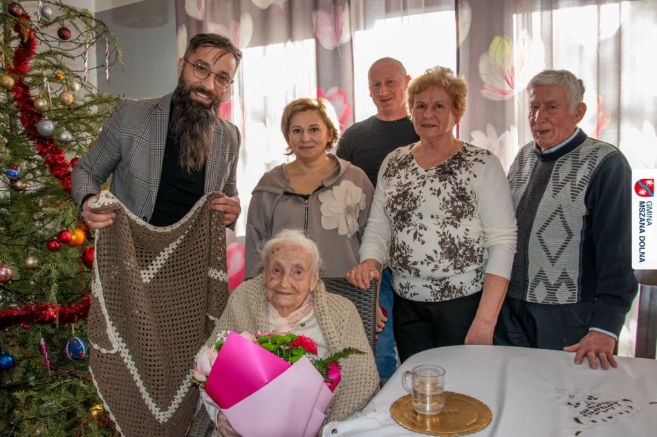 Najstarsza mieszkanka gminy: ma 105 lat i świetną pamięć - zdjęcie 9
