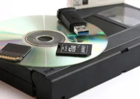 Ocal swoje rodzinne filmy – przegrywanie kaset i DVD na USB (MP4) - Zdjęcie główne
