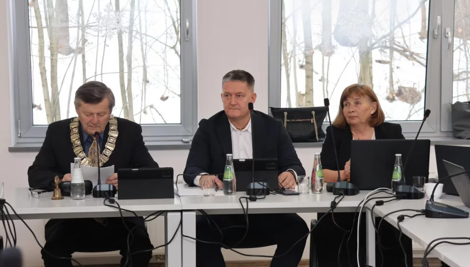 Ups, Pani Burmistrz się nam obraziła - zdjęcie 1