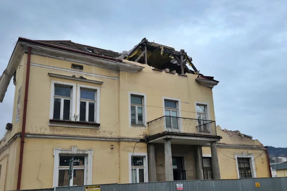 Rozbiórka Pałacyku pod Pszczółką w Limanowej - zdjęcie 19
