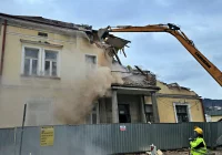 Tak wyglądała rozbiórka Pałacyku pod Pszczółką (ZDJĘCIA, WIDEO) - zdjęcie główne