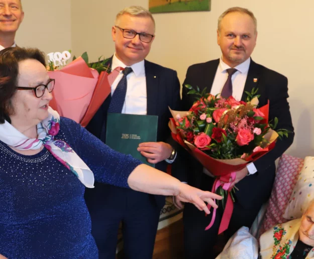 100 lat pani Heleny Świerczek z Pisarzowej - Zdjęcie główne
