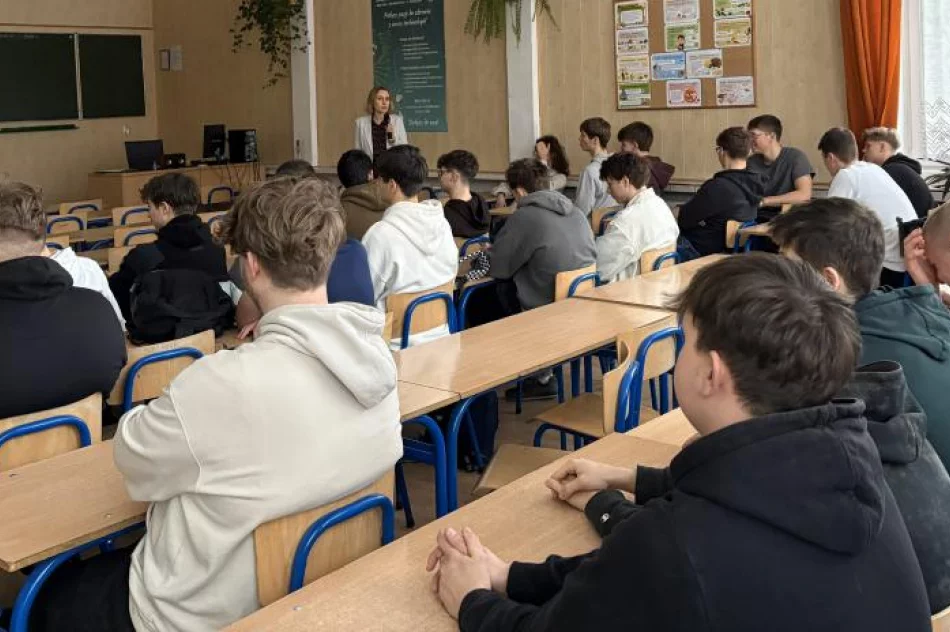 Doradcy zawodowi spotkali się z uczniami  - zdjęcie 3