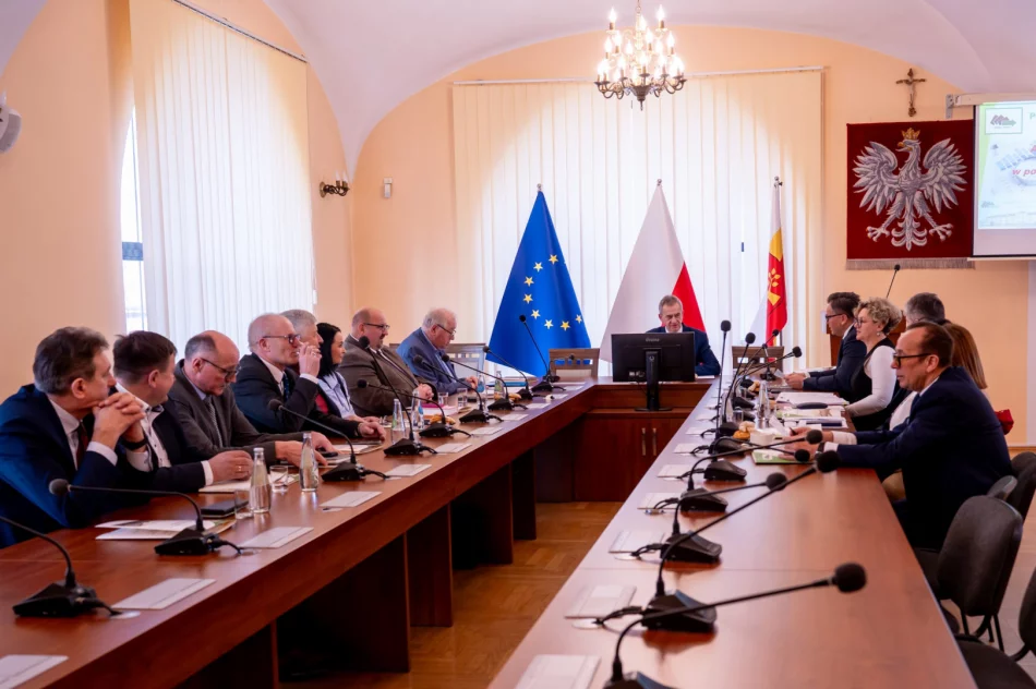 Nowa kadencja Rady Rynku Pracy. Wybrano przewodniczącego - zdjęcie 8