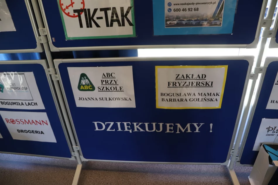 Anioły naprawdę są wśród nas – podsumowanie konkursu i bal integracyjny w SP Rupniów - zdjęcie 15