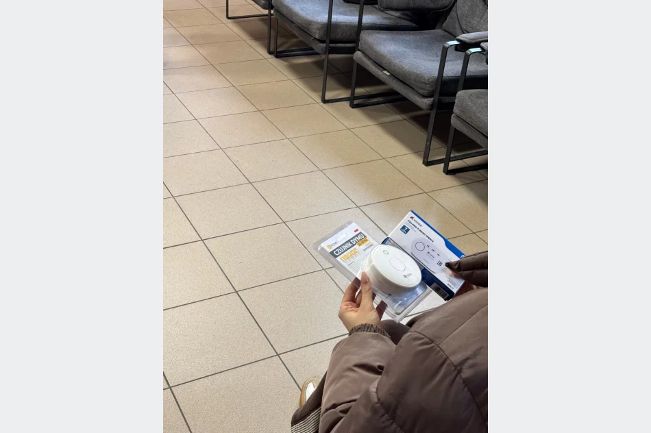 Błyskawiczny finał akcji w komendzie. Wszystkie czujki rozdane - zdjęcie 7