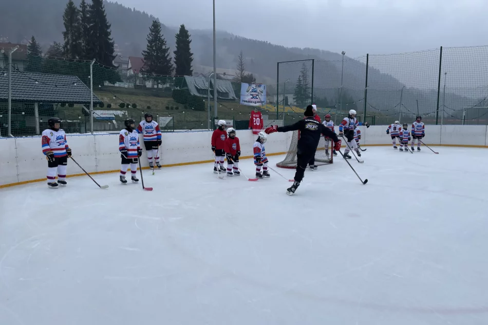 Tymbarscy hokeiści trenowali pod okiem reprezentanta Polski - zdjęcie 4