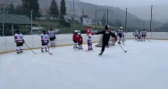 Tymbarscy hokeiści trenowali pod okiem reprezentanta Polski - zdjęcie 4