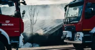 Samochód spłonął w garażu - zdjęcie 3